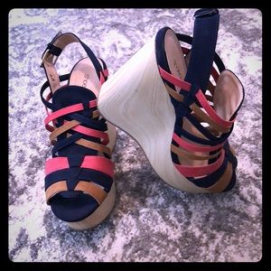 Platform sandals